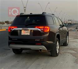GMC Acadia